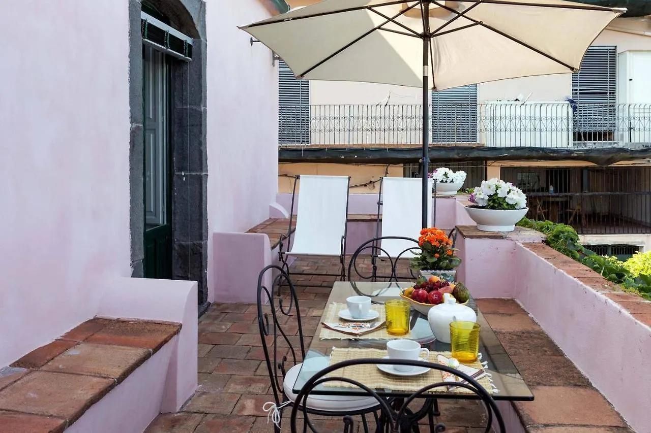 Villa Blue Santa Tecla 0*,  Italie